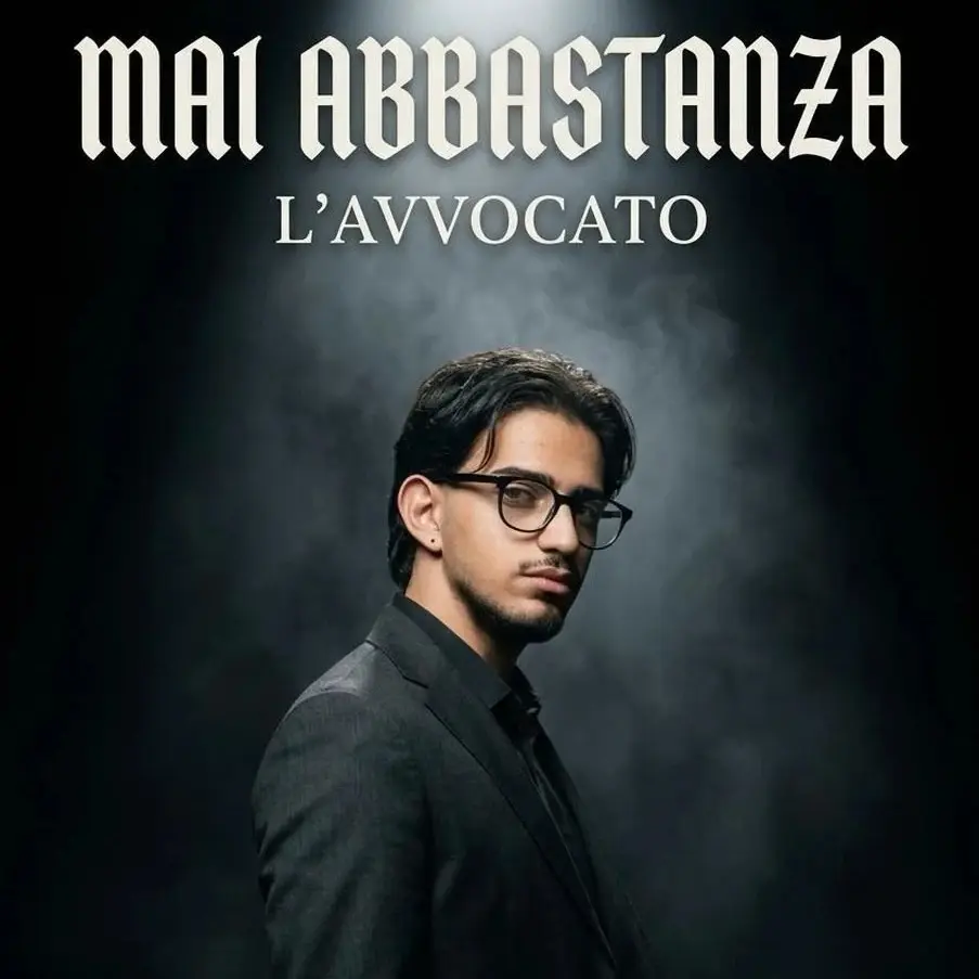 Antonio Caruso "L'Avvocato" porta sul palco "Mai abbastanza": al via il primo tour tra l'Unical e Cosenza