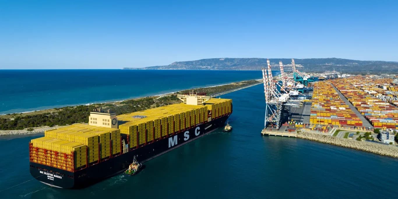 Porto di Gioia Tauro, svolta hi-tech e 200 nuovi posti di lavoro: via libera all'Accordo di Sviluppo